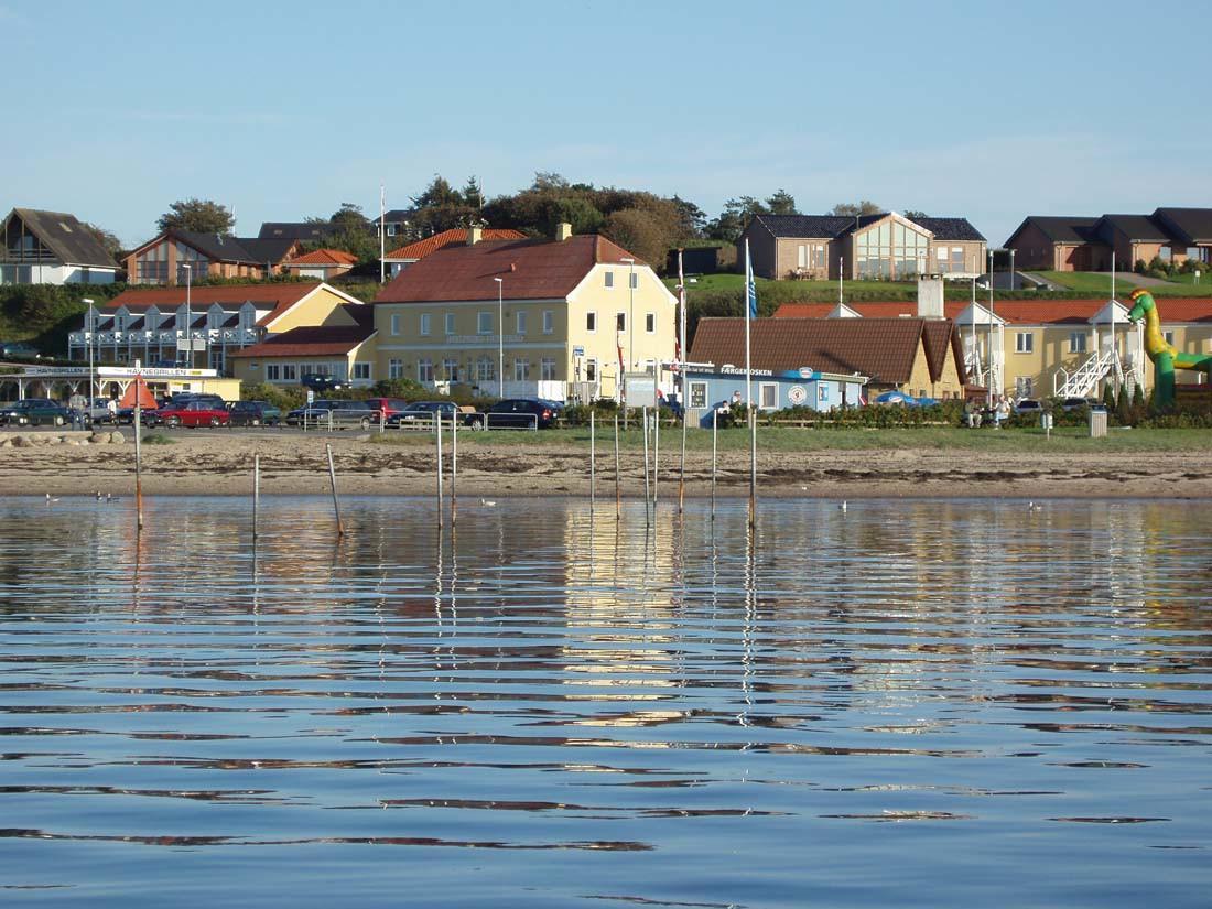 Hvalpsund Faergekro Exterior foto
